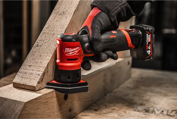 Akku-Dreieckschleifer MILWAUKEE Fuel M12FDSS-422X